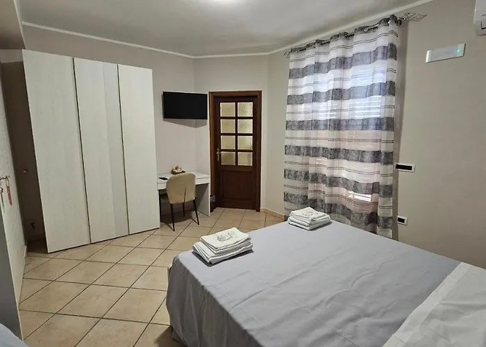 לינה וארוחת בוקר Da Kociss Mileto